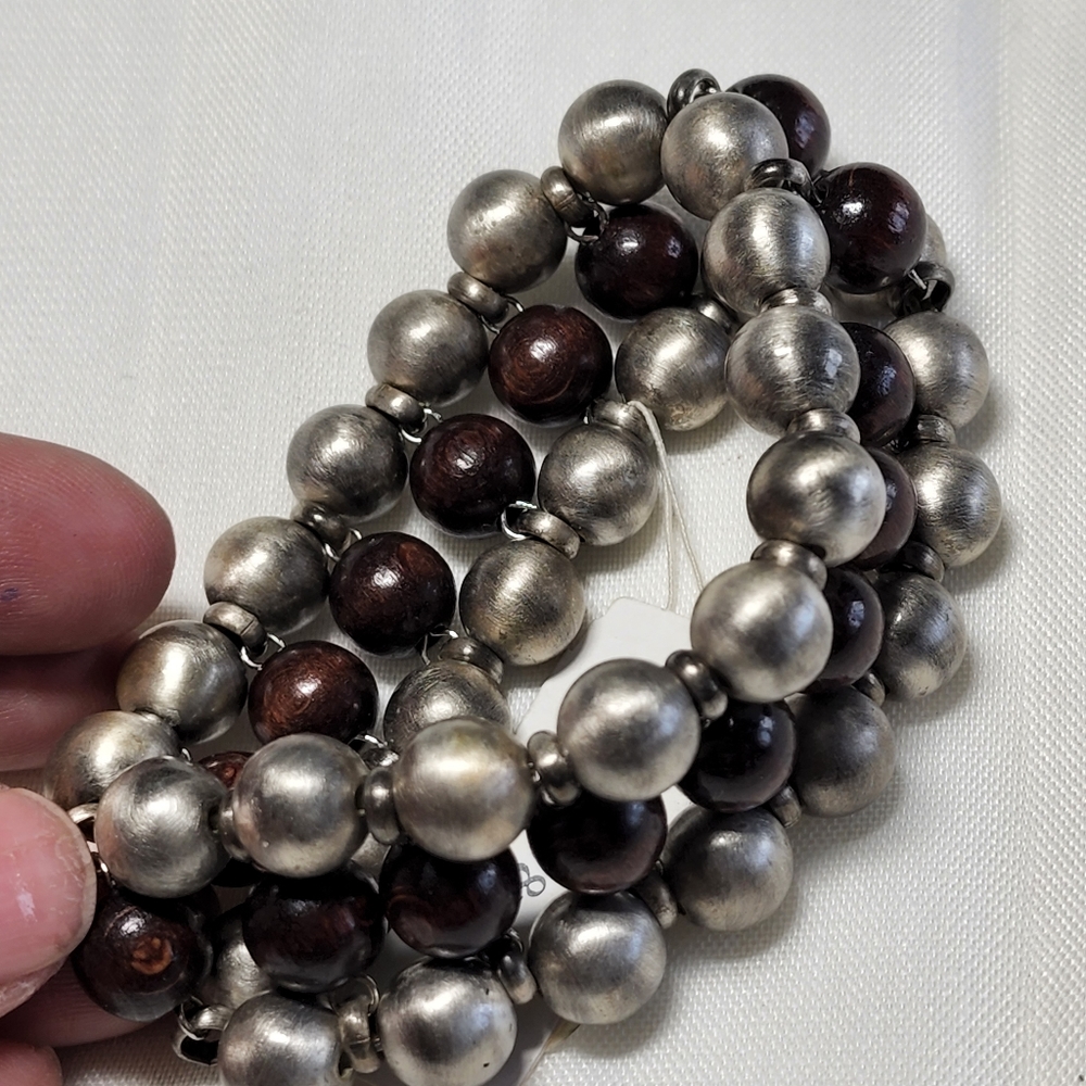 Pearl bracelets